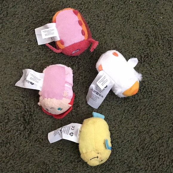 Tsum Tsum Flounder Little Mermaid set NWT
